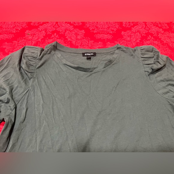 Beautiful green puff long sleeve Express shirt. - Picture 4 of 5